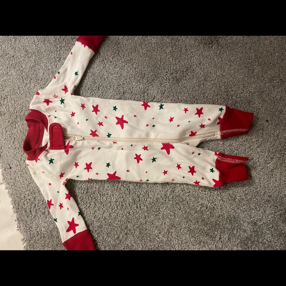 Moon and Back by Hanna Anderson newborn zip onsie